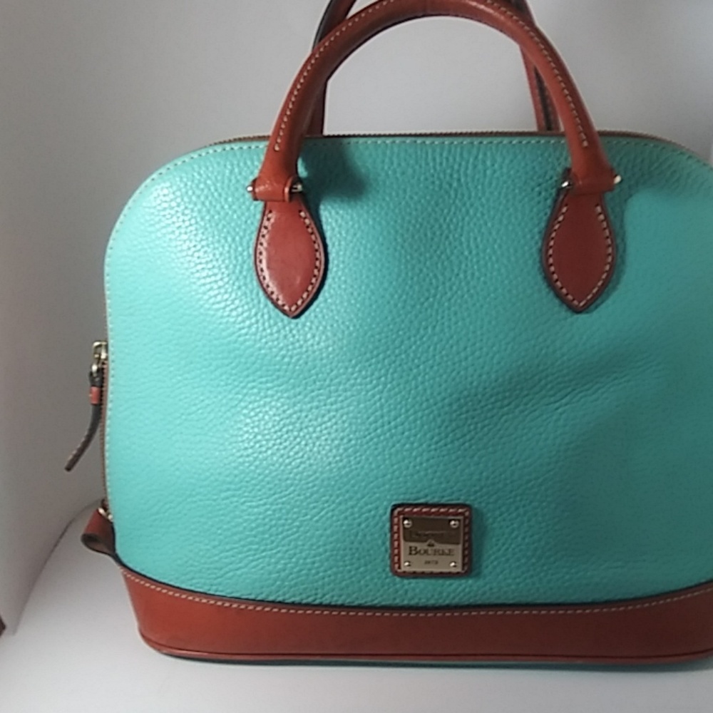 Pebble Grain Zip Satchel